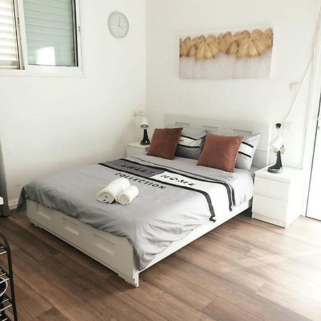 Magnifique Studio Avec Grande Terasse A Tel Aviv Exterior photo
